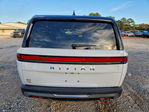 Rivian R1S 2023