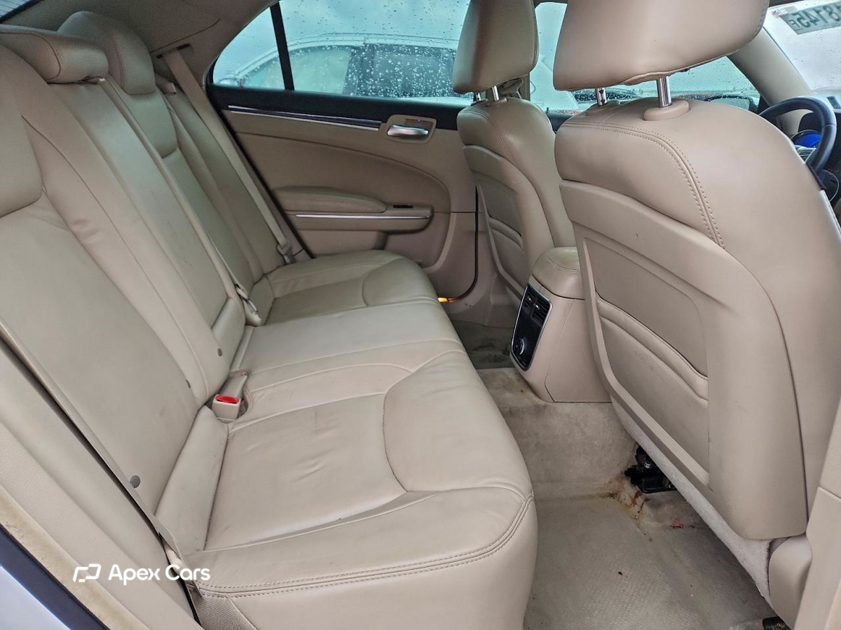 Chrysler 300 2012