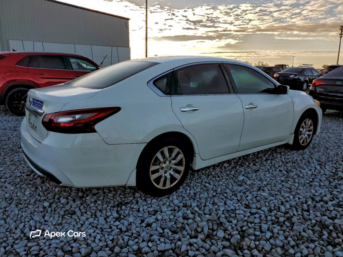 Nissan Altima 2018