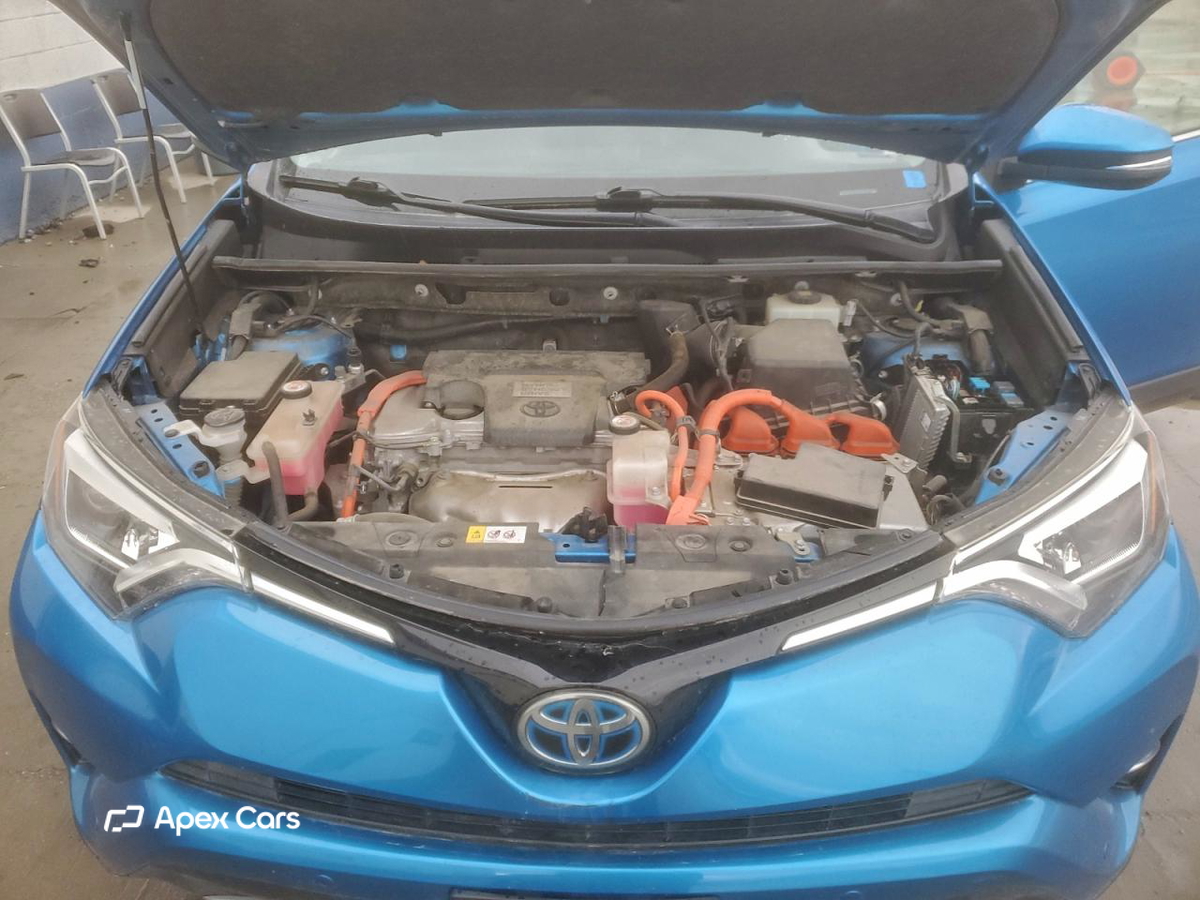 Toyota  2018