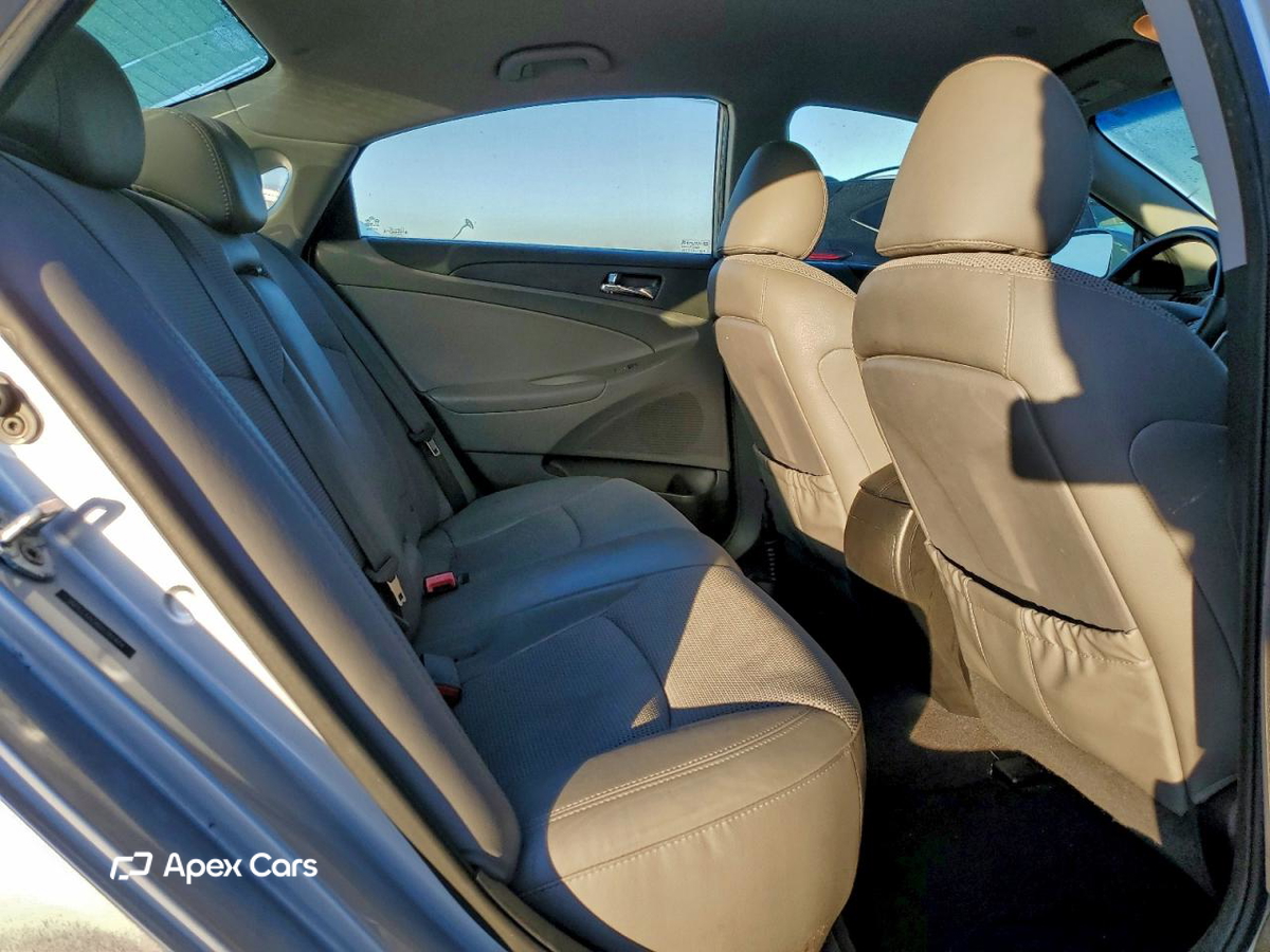 Hyundai Sonata 2013