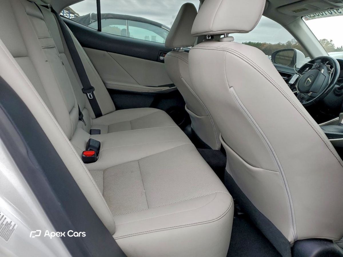 Lexus IS 2014