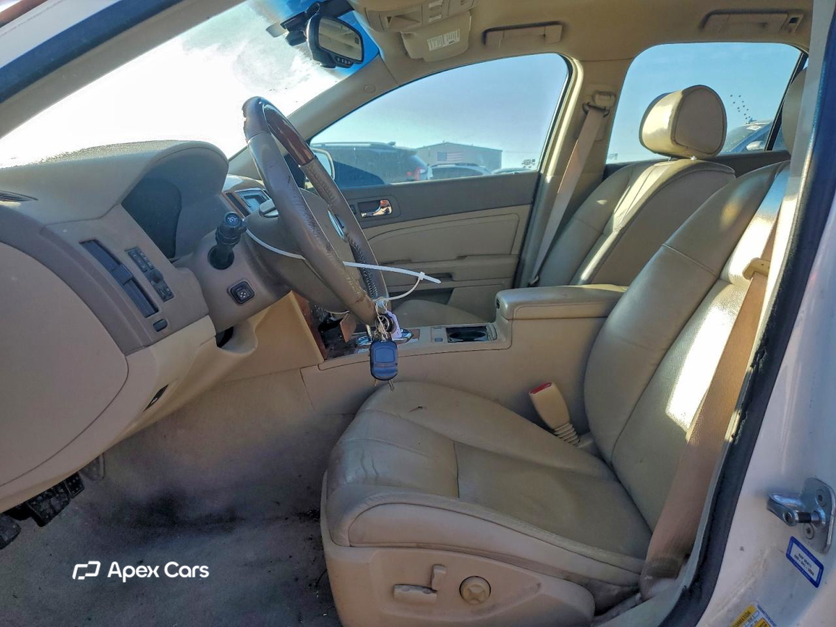 Cadillac STS 2007