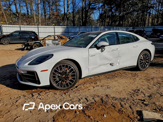 Porsche Panamera 2025 - Image 1 of 13