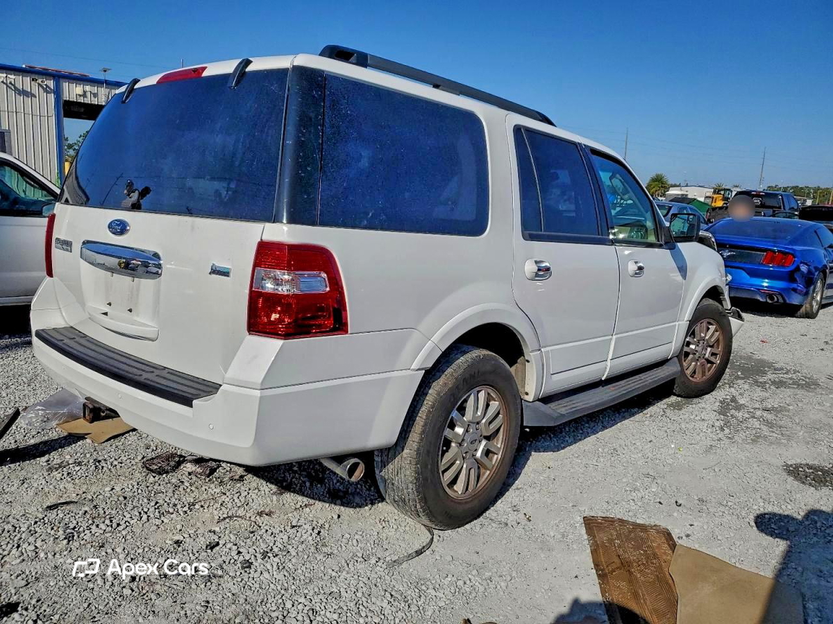 Ford Expedition 2012