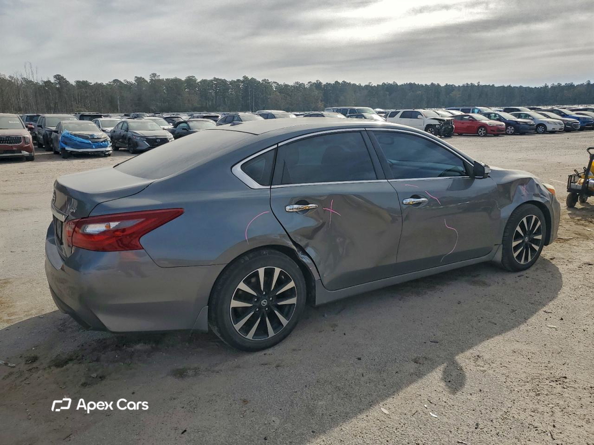 Nissan Altima 2018