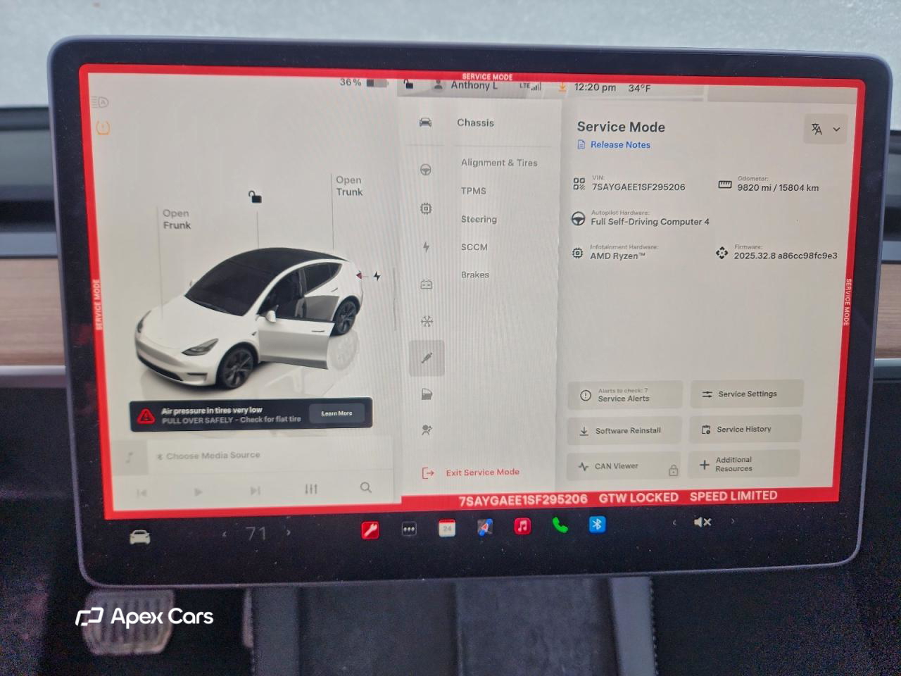 Tesla Model Y 2025