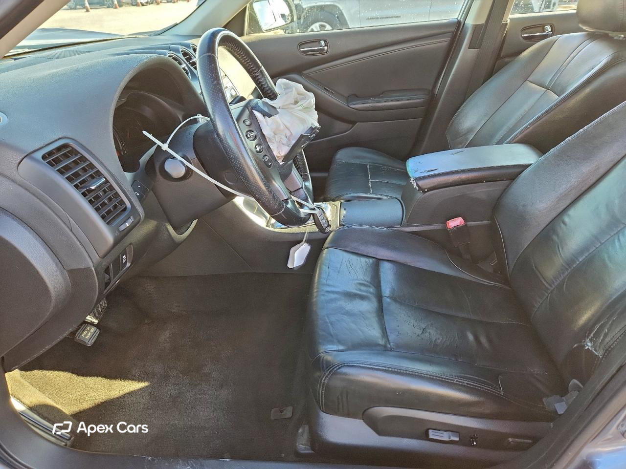 Nissan Altima 2012