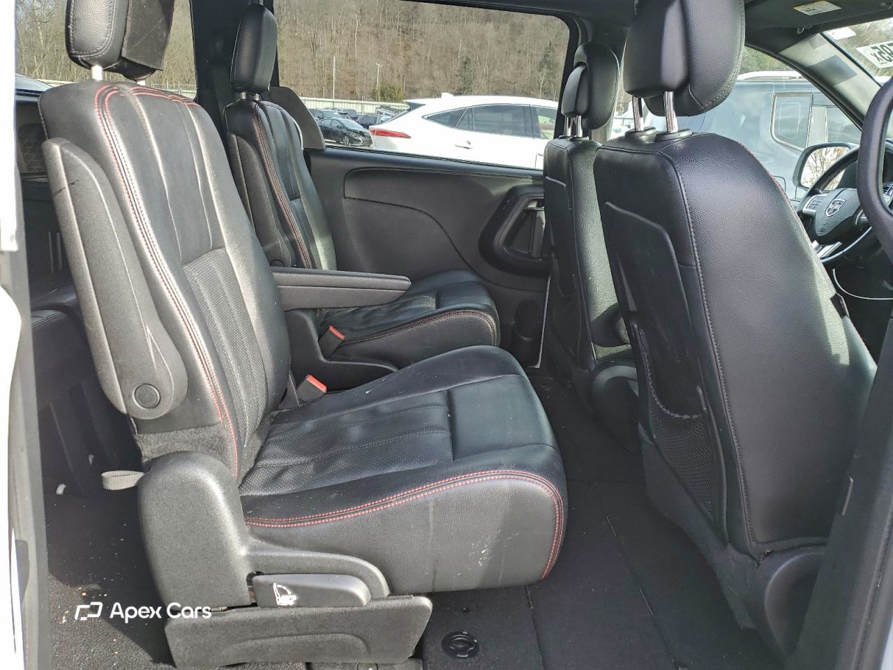 Dodge Caravan 2016