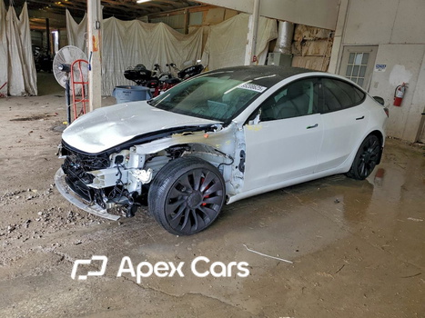Tesla Model 3 2021 - Image 1 of 15