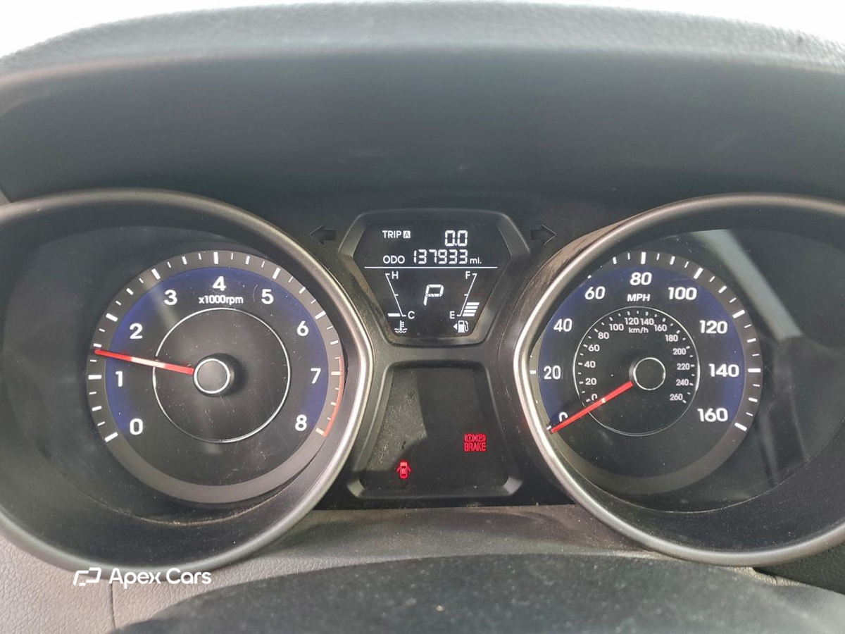 Hyundai Elantra 2013