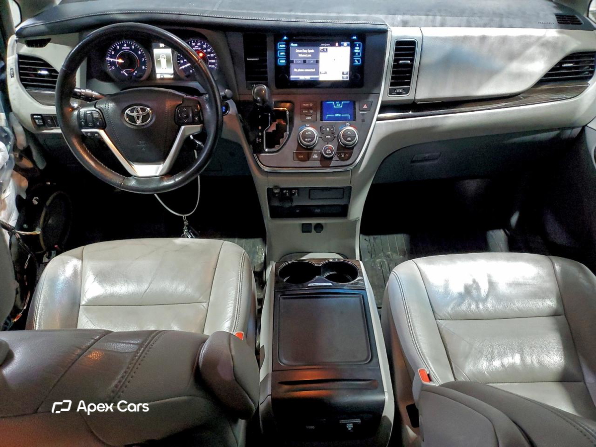 Toyota Sienna 2017