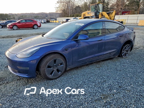 Tesla Model 3 2022 - Zdjęcie 1 z 12