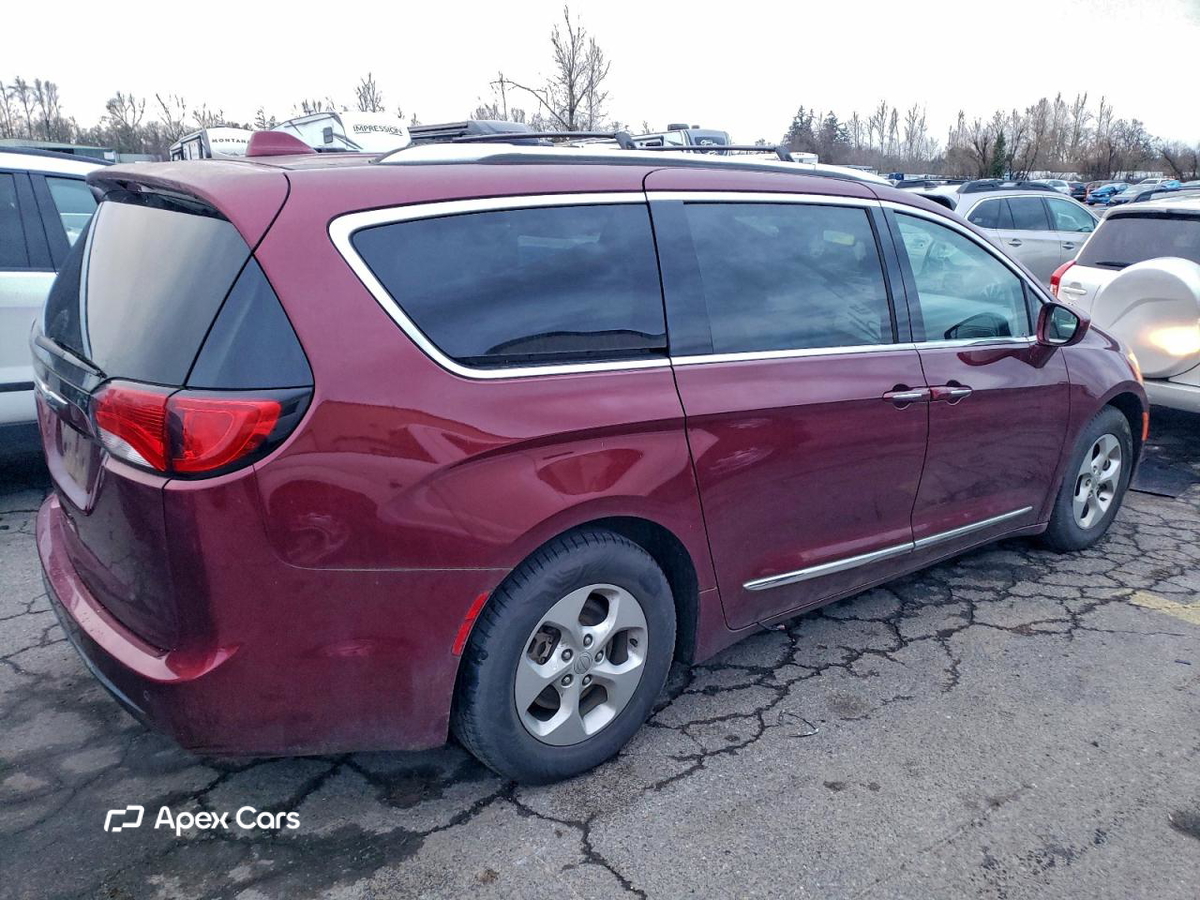 Chrysler Pacifica 2017