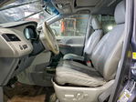 Toyota Sienna 2011