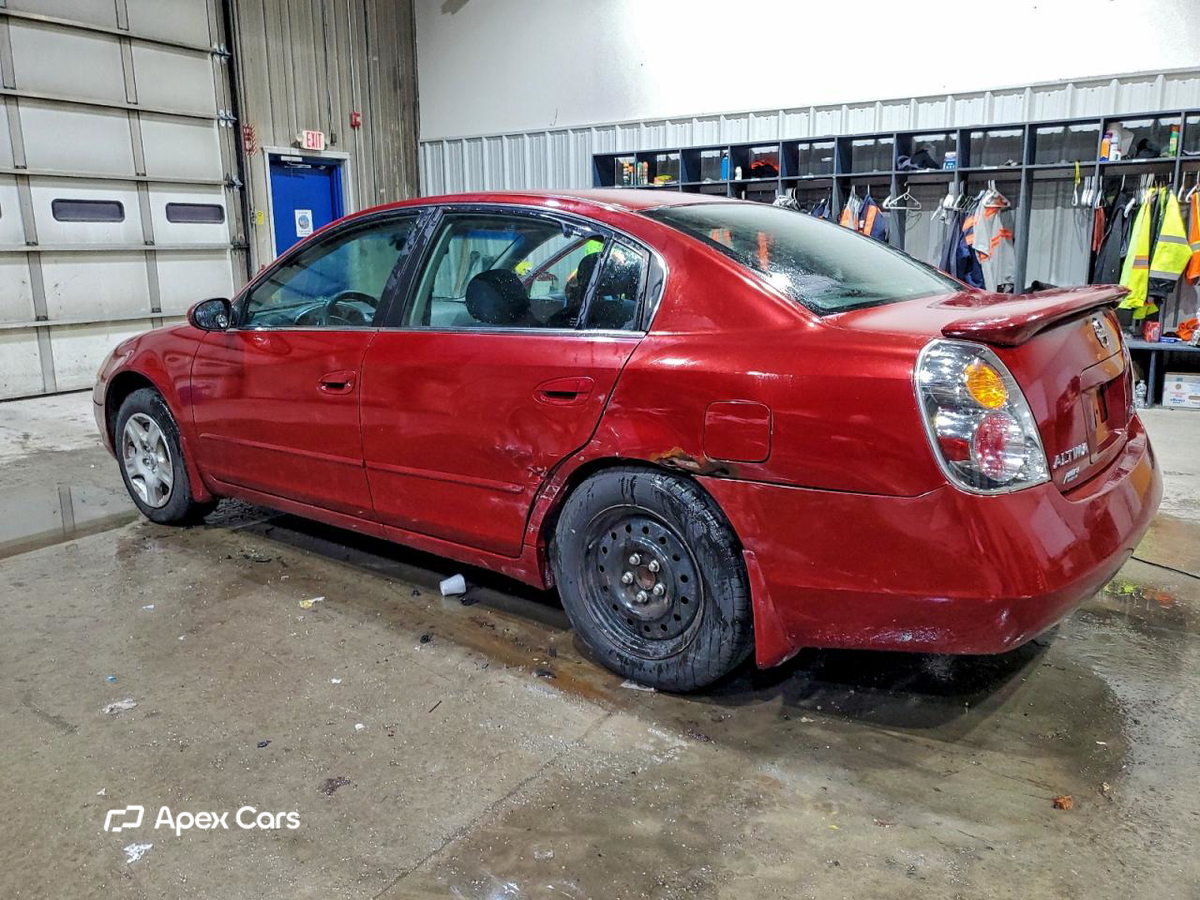 Nissan Altima 2004