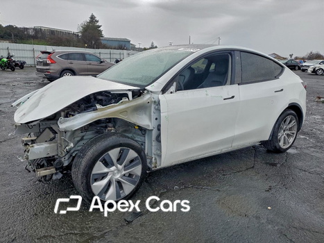 Tesla Model Y 2020 - Image 1 of 15
