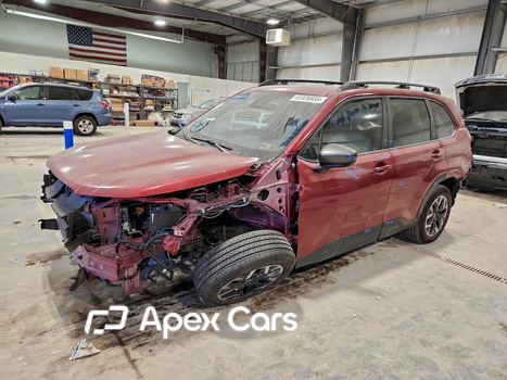 Subaru Forester 2025 - Image 1 of 13