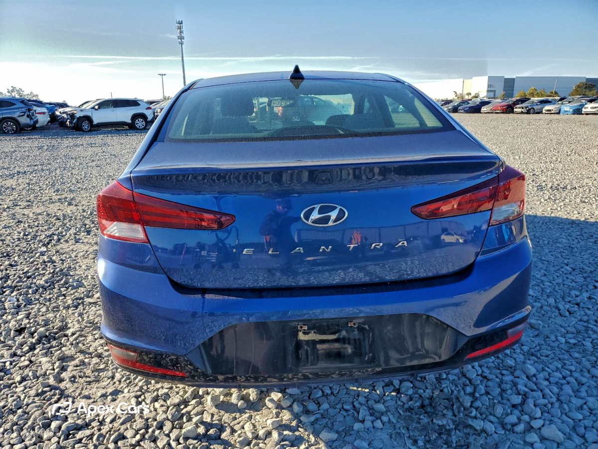 Hyundai Elantra 2019