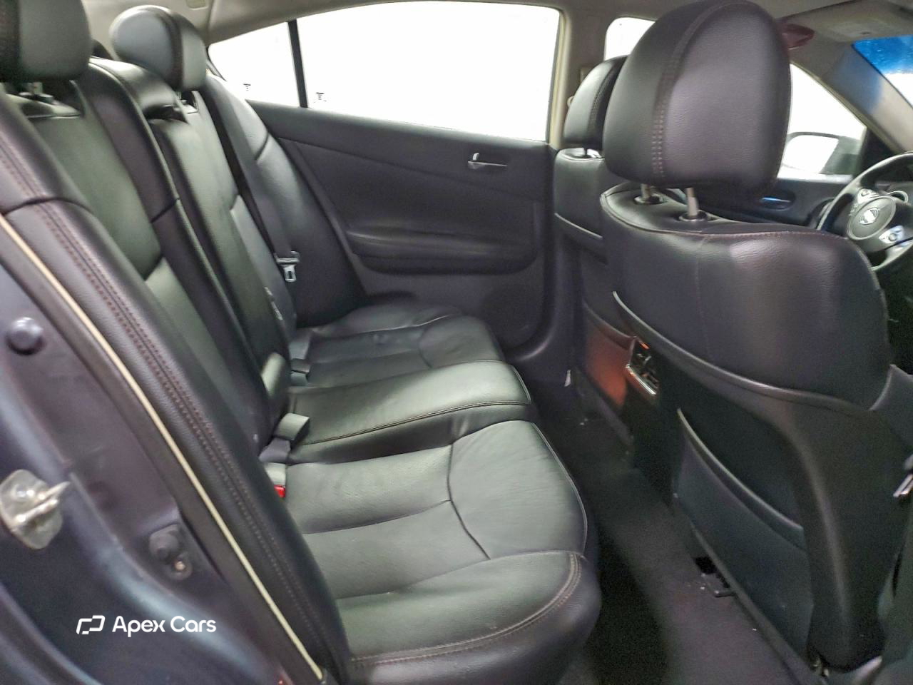 Nissan Maxima 2011