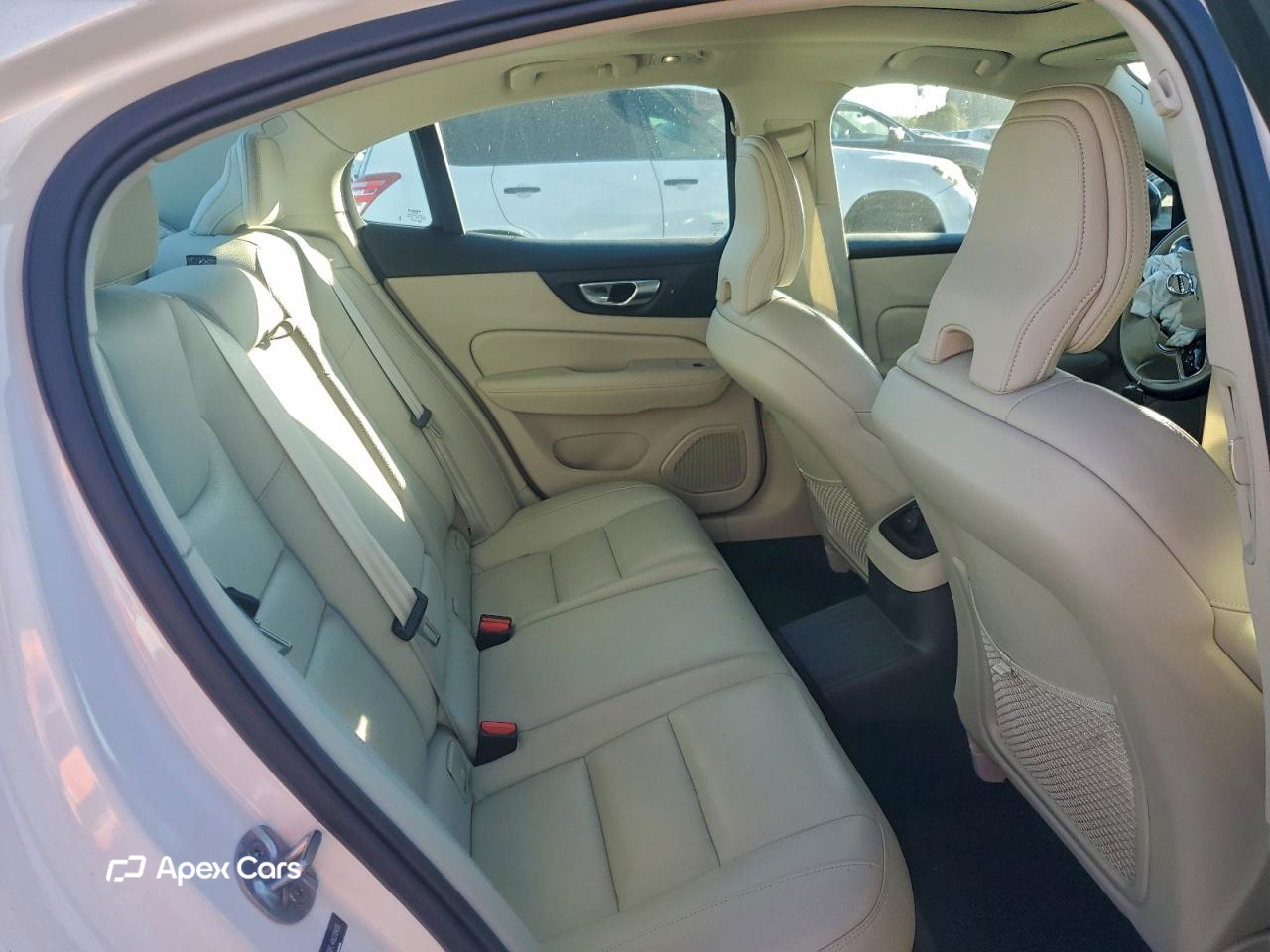 Volvo S60 2024