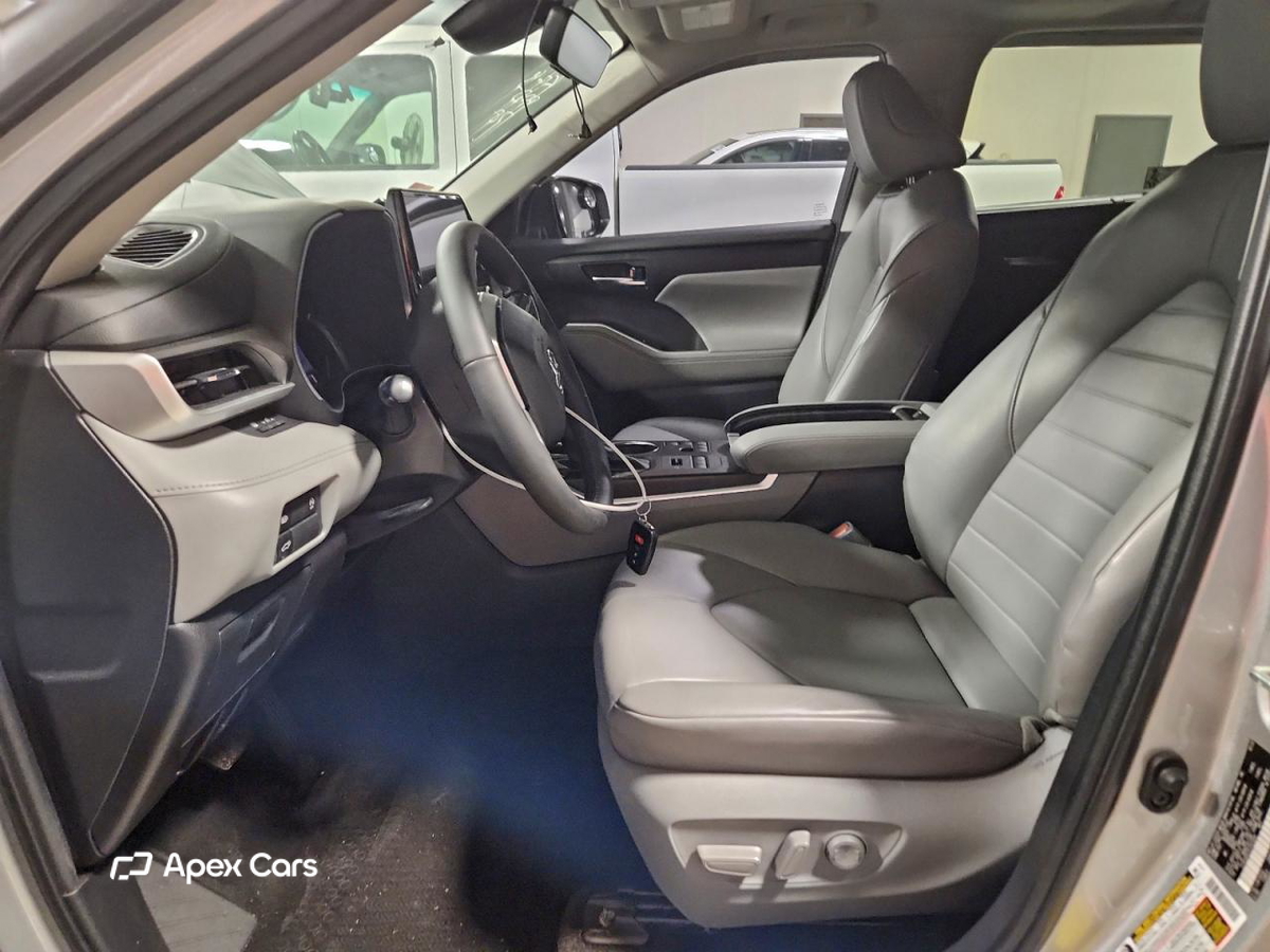 Toyota Highlander 2023