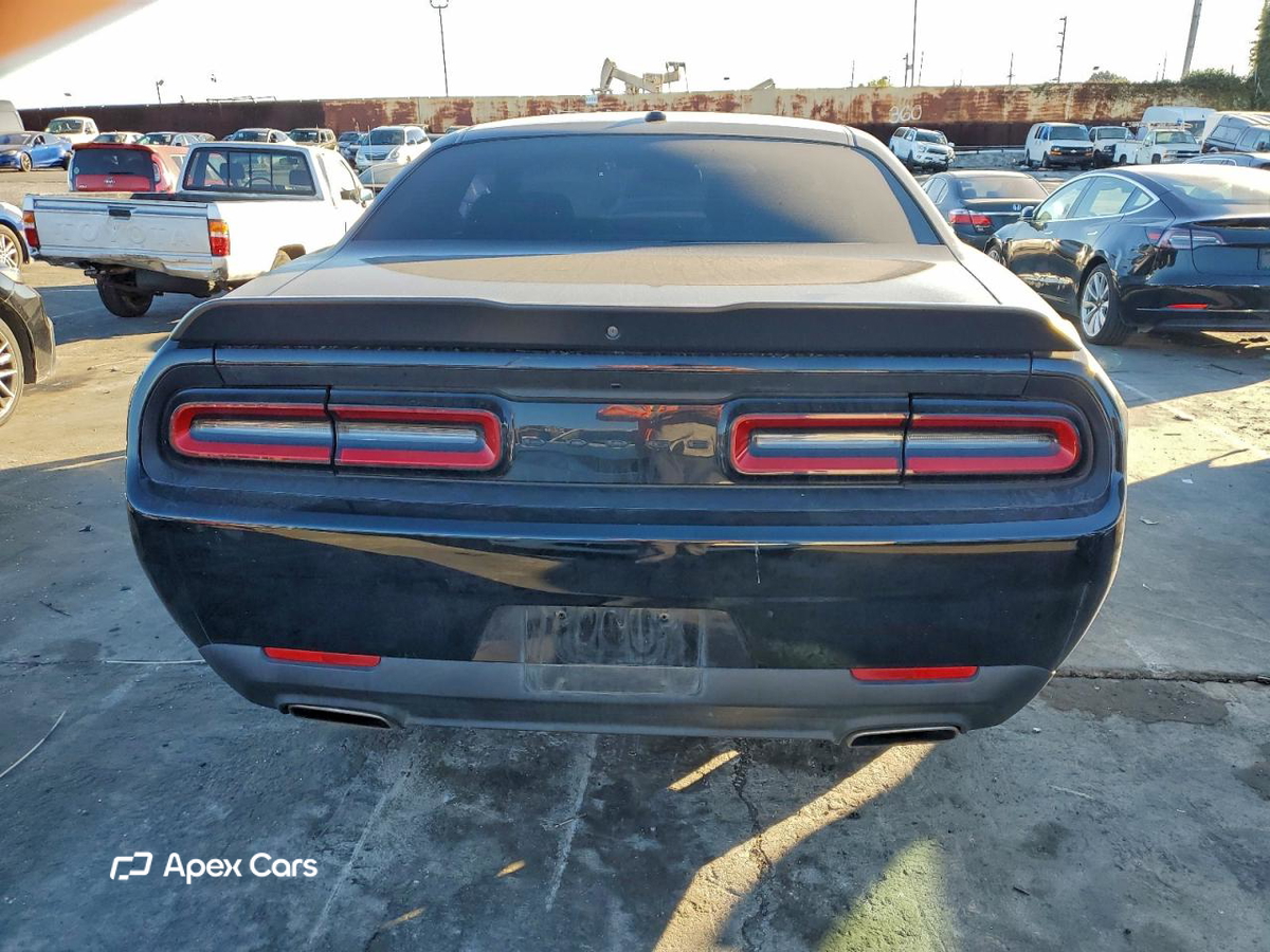 Dodge Challenger 2021