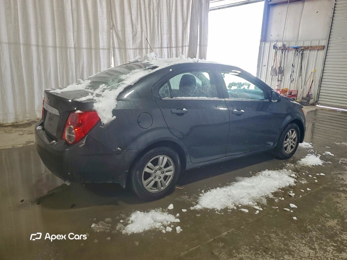 Chevrolet Sonic 2015