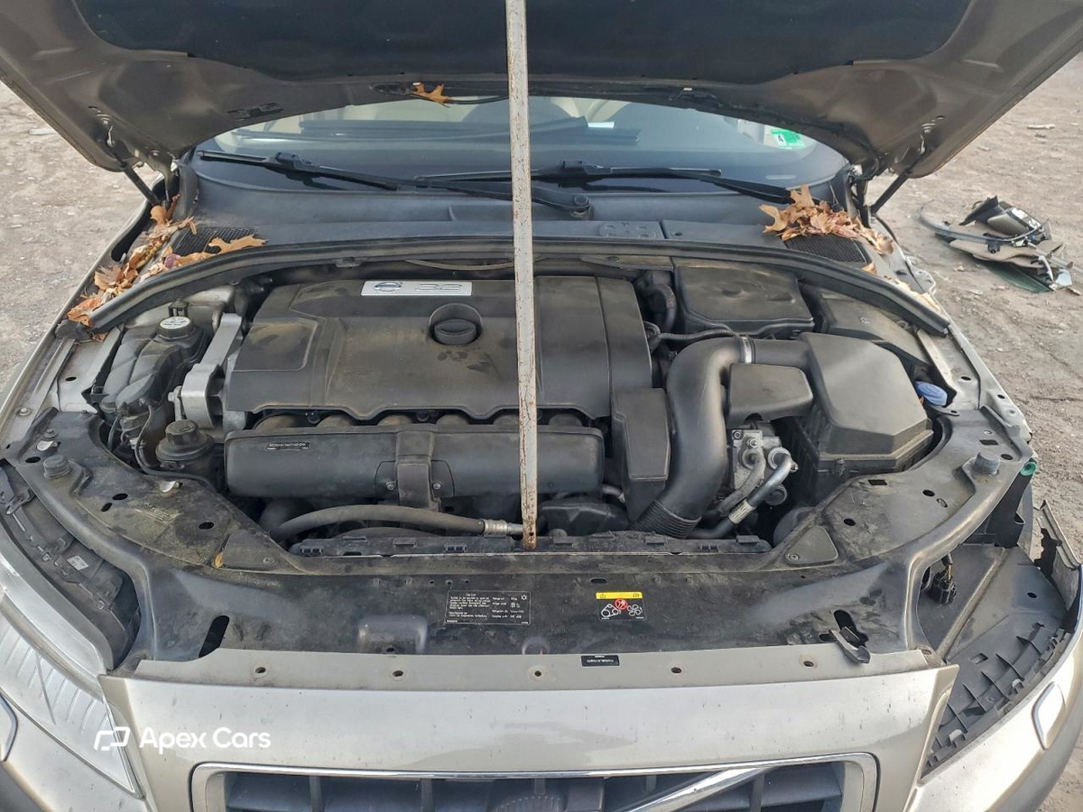 Volvo XC70 2012