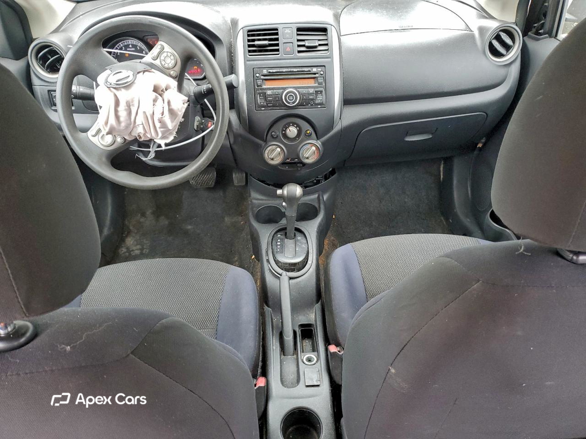 Nissan Versa 2012
