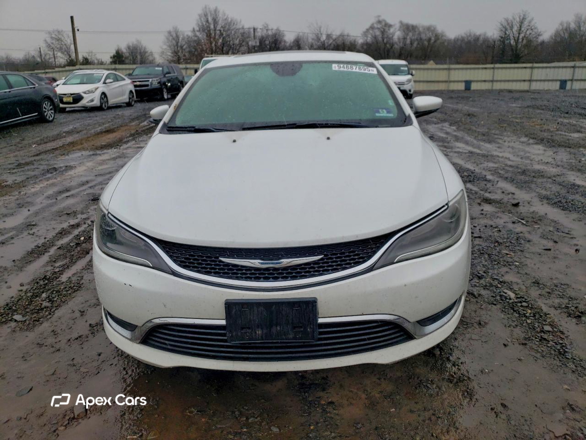 Chrysler 200 2016