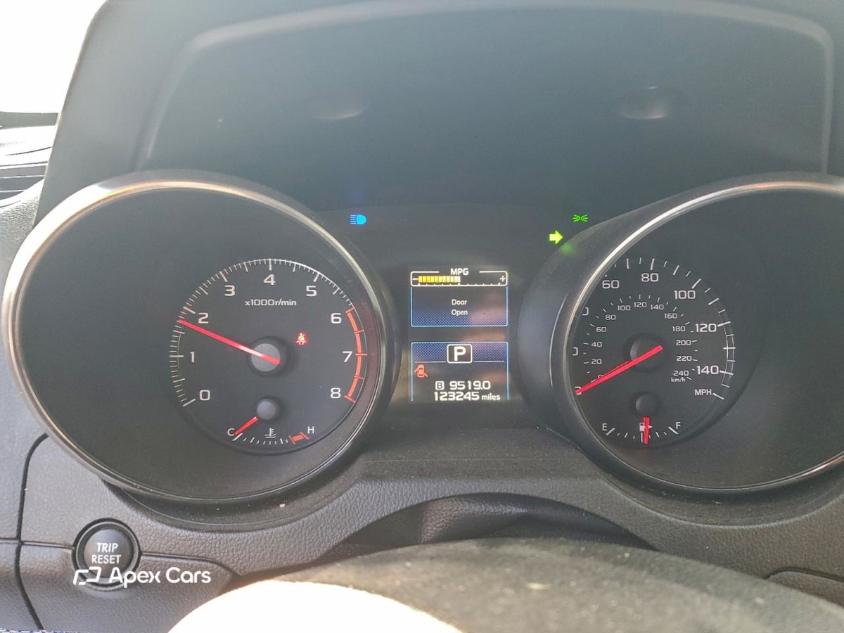 Subaru Legacy 2017