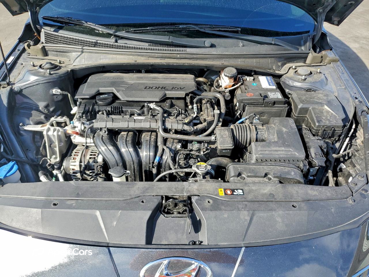 Hyundai Elantra 2021
