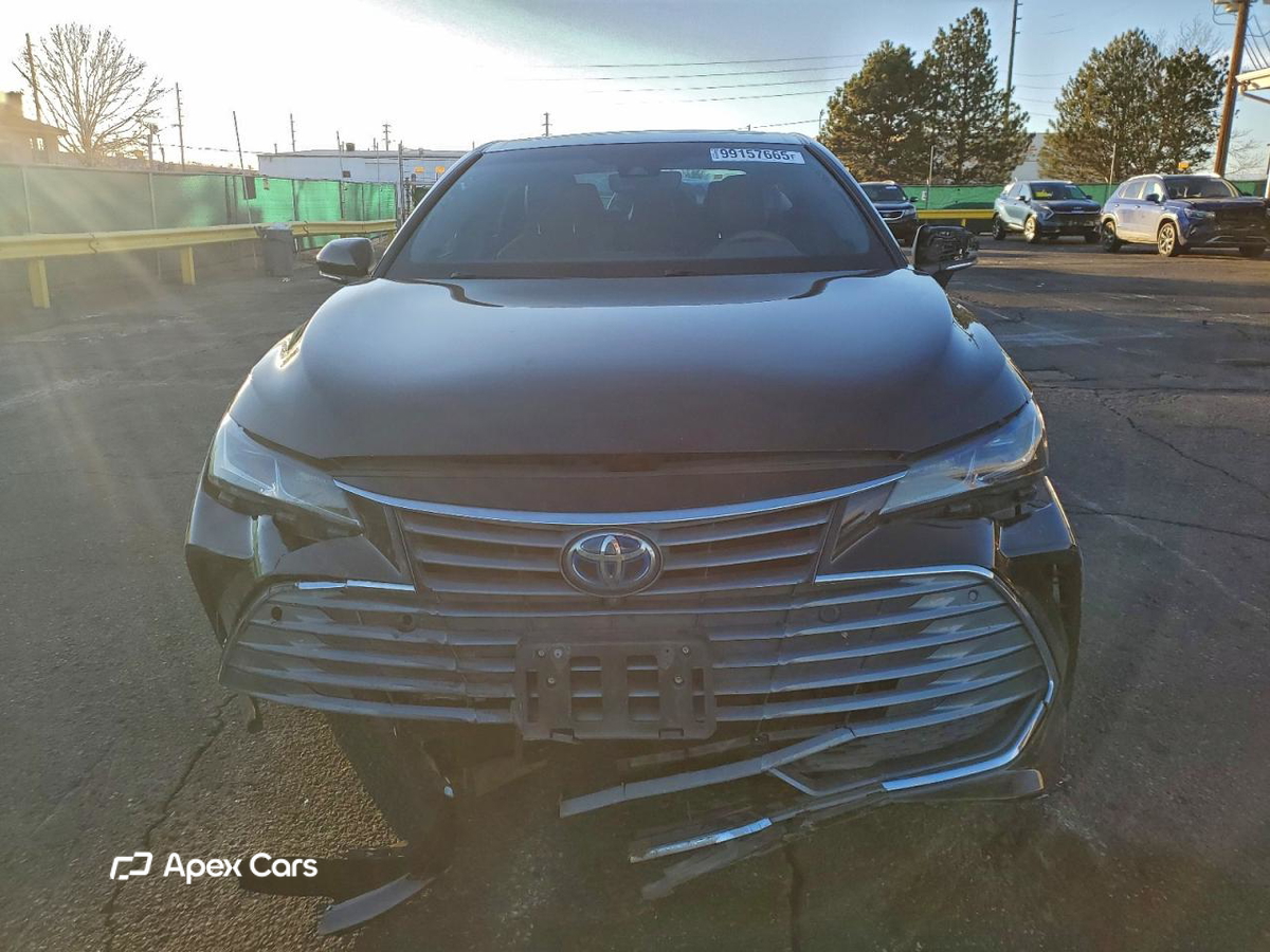 Toyota Avalon 2021