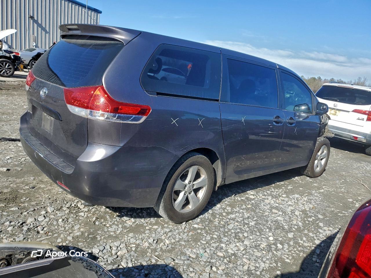 Toyota Sienna 2011