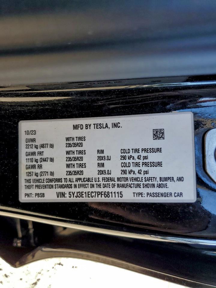Tesla Model 3 2023