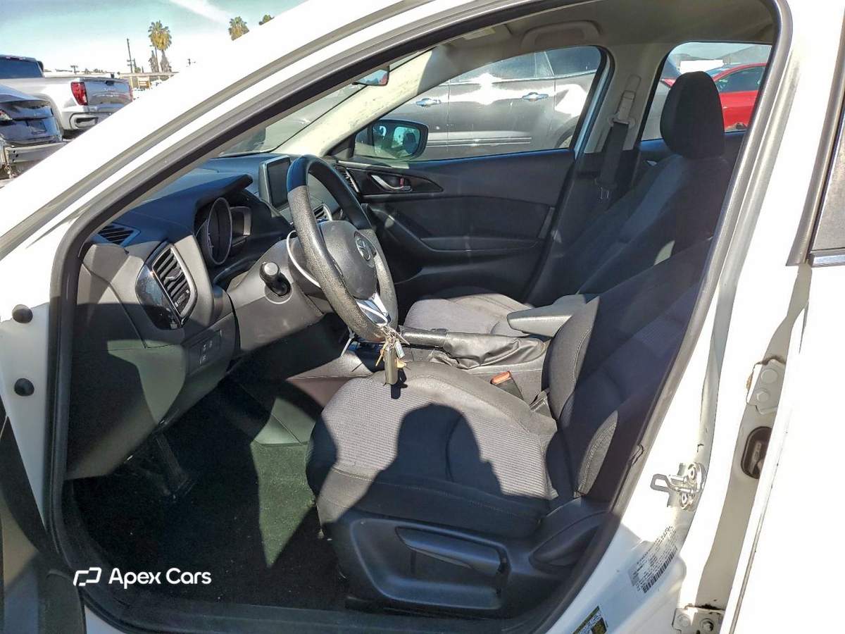 Mazda 3 2016