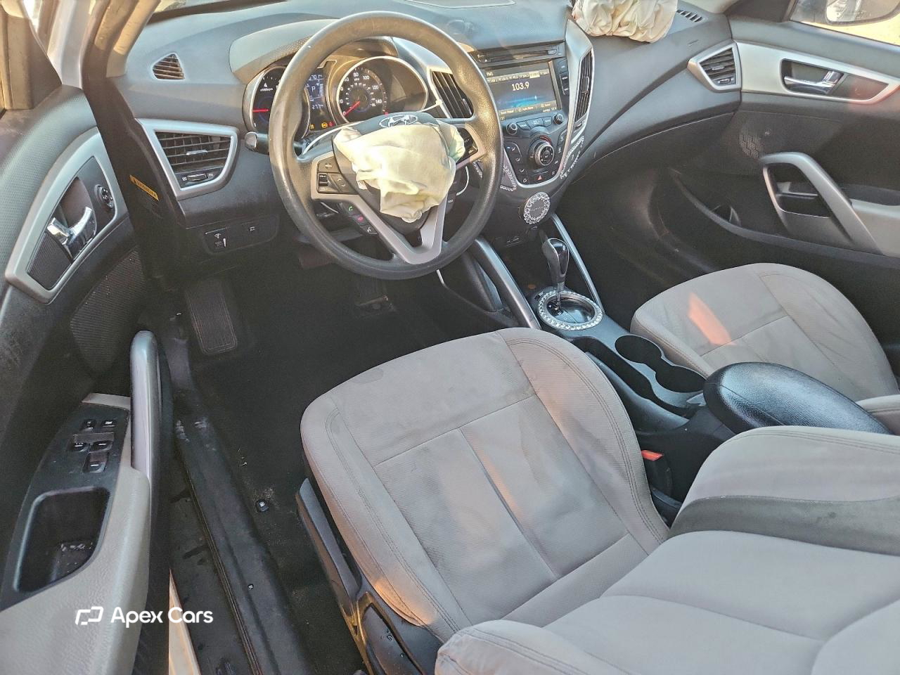 Hyundai Veloster 2014