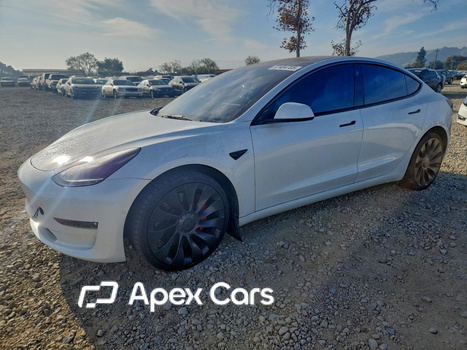 Tesla Model 3 2022 - Image 1 of 13