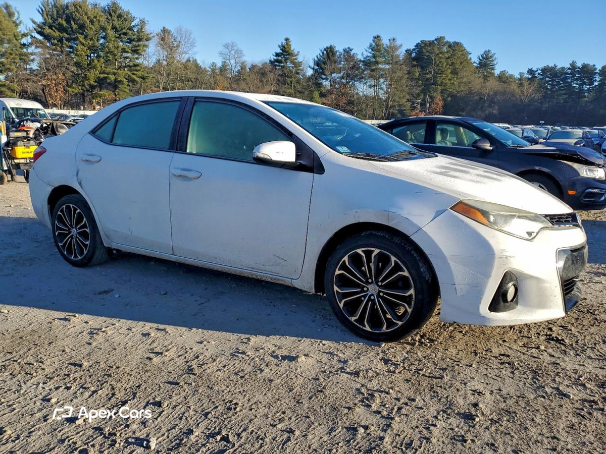 Toyota Corolla 2015