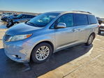 Toyota Sienna 2016