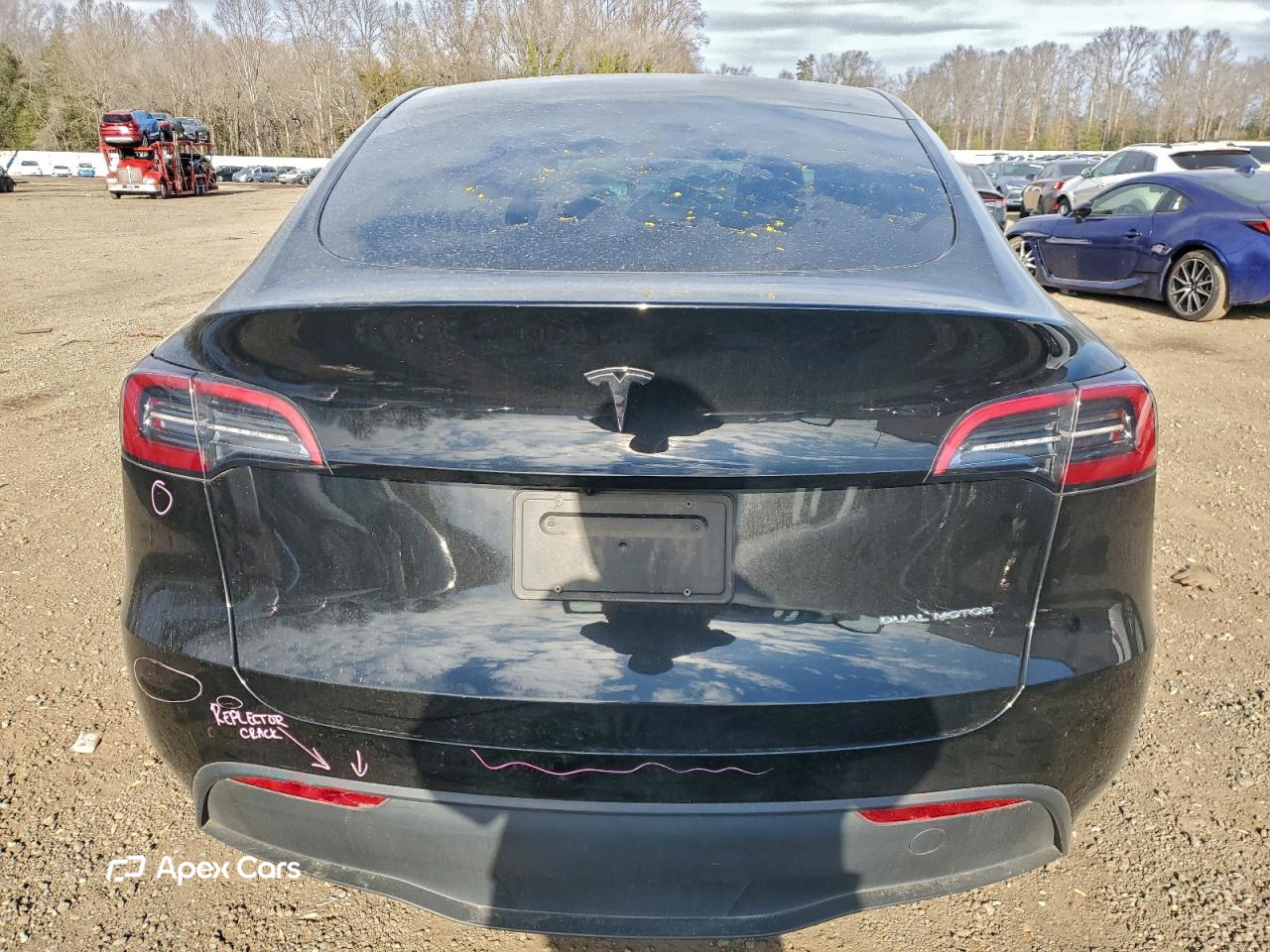 Tesla Model Y 2023