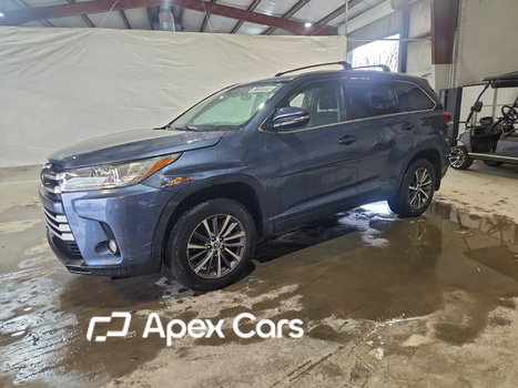 Toyota Highlander 2018 - Image 1 of 13