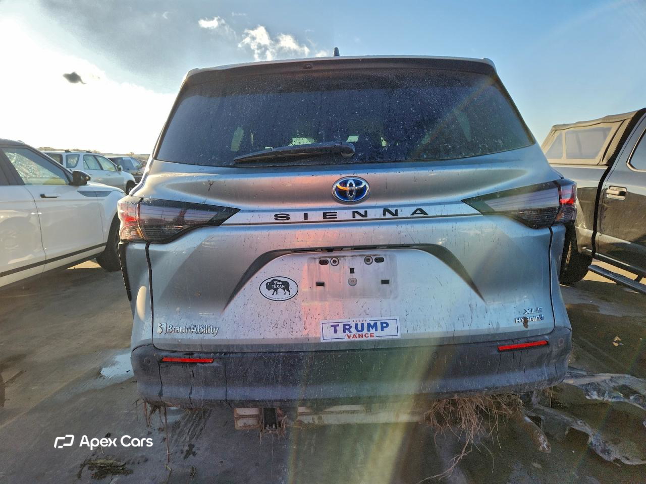Toyota Sienna 2023
