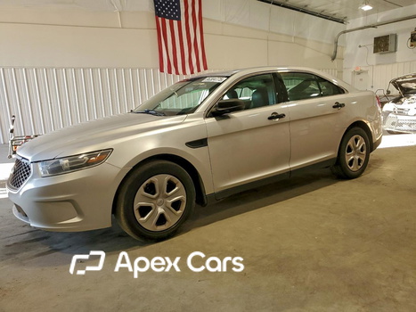 Ford Taurus 2015 - Image 1 of 13