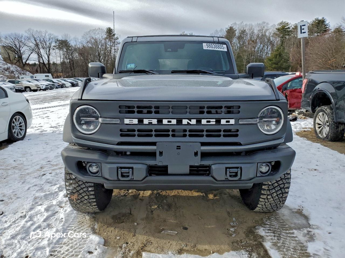 Ford Bronco 2024