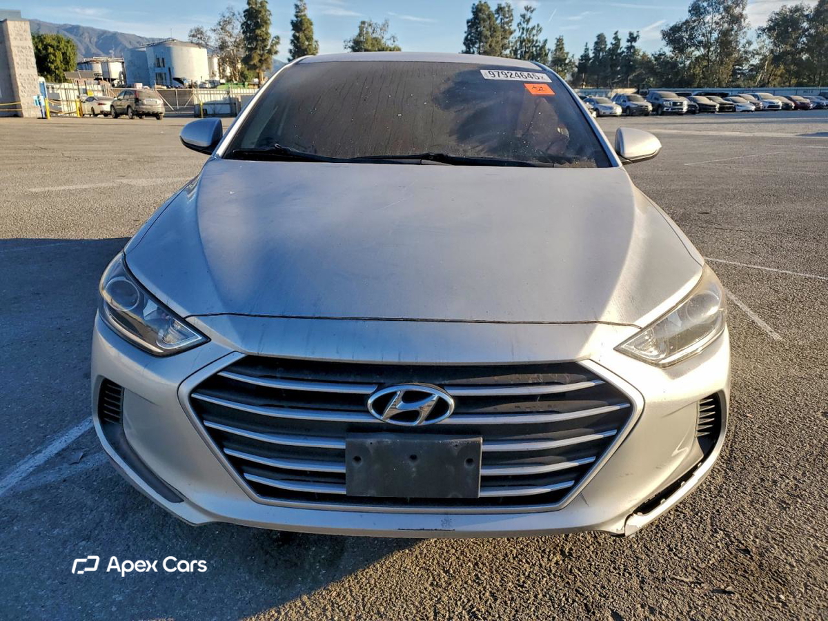 Hyundai Elantra 2018