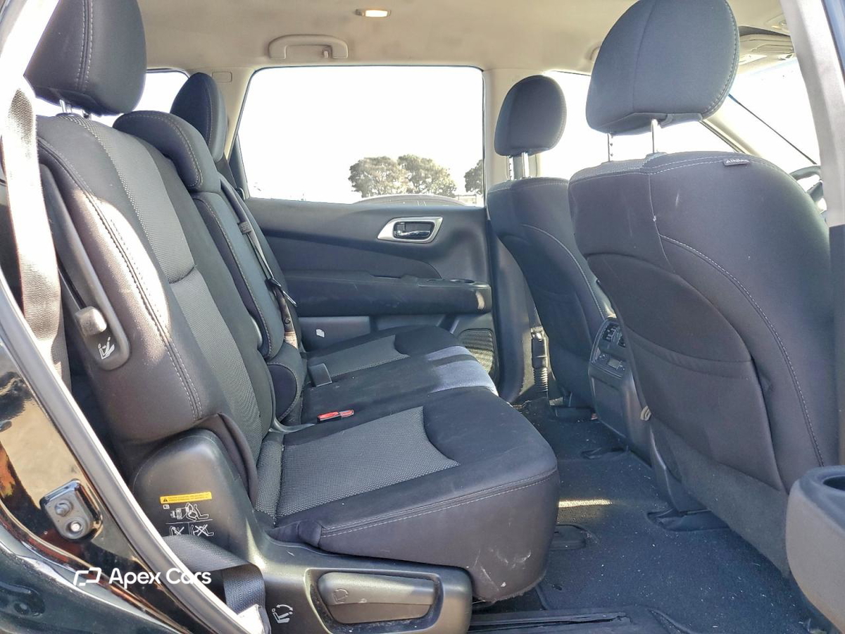 Nissan Pathfinder 2017