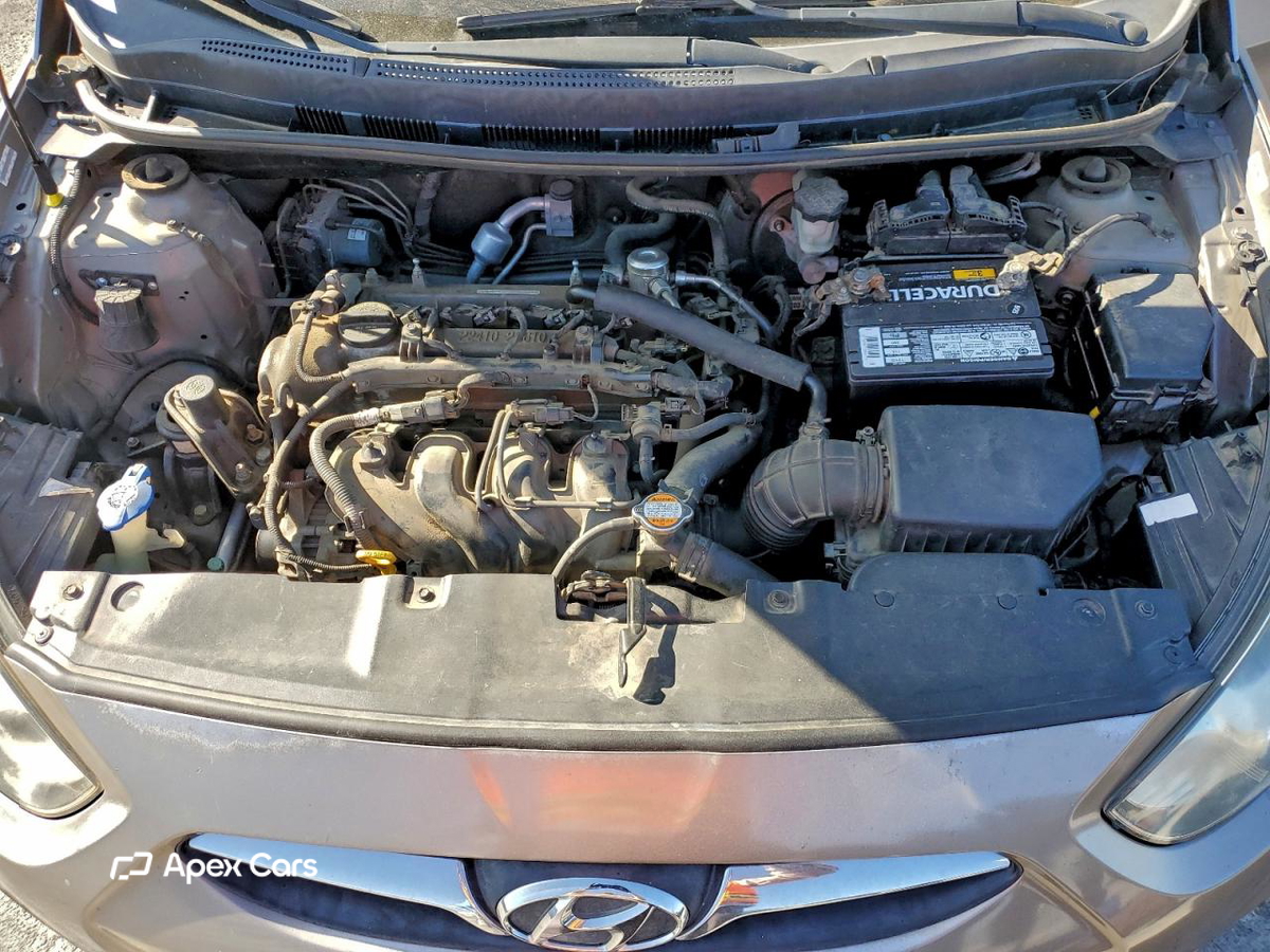 Hyundai Accent 2012