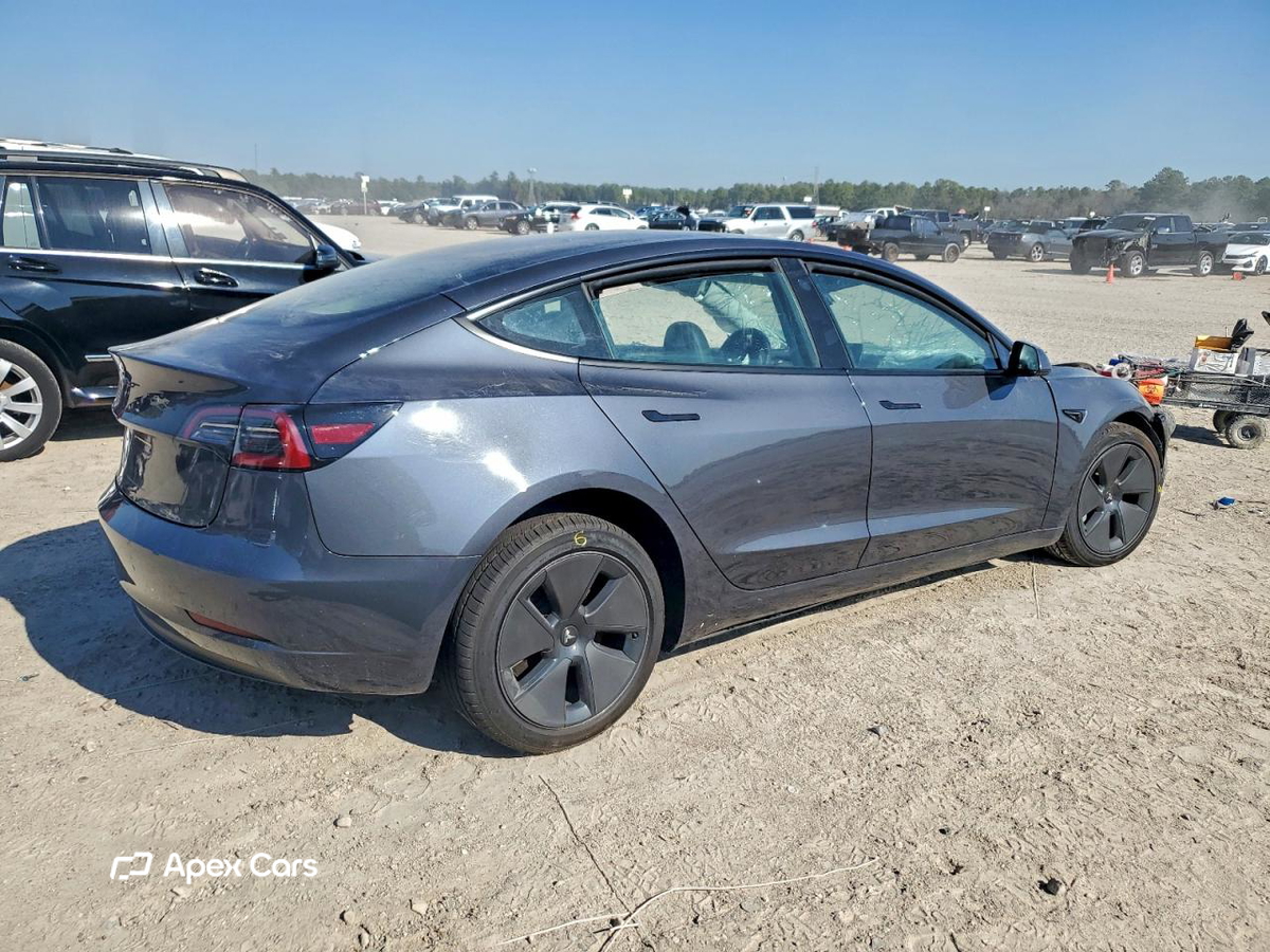 Tesla Model 3 2023